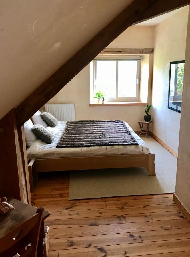 Le Pipapo Apartman Saint-Martin-de-Bavel Kültér fotó