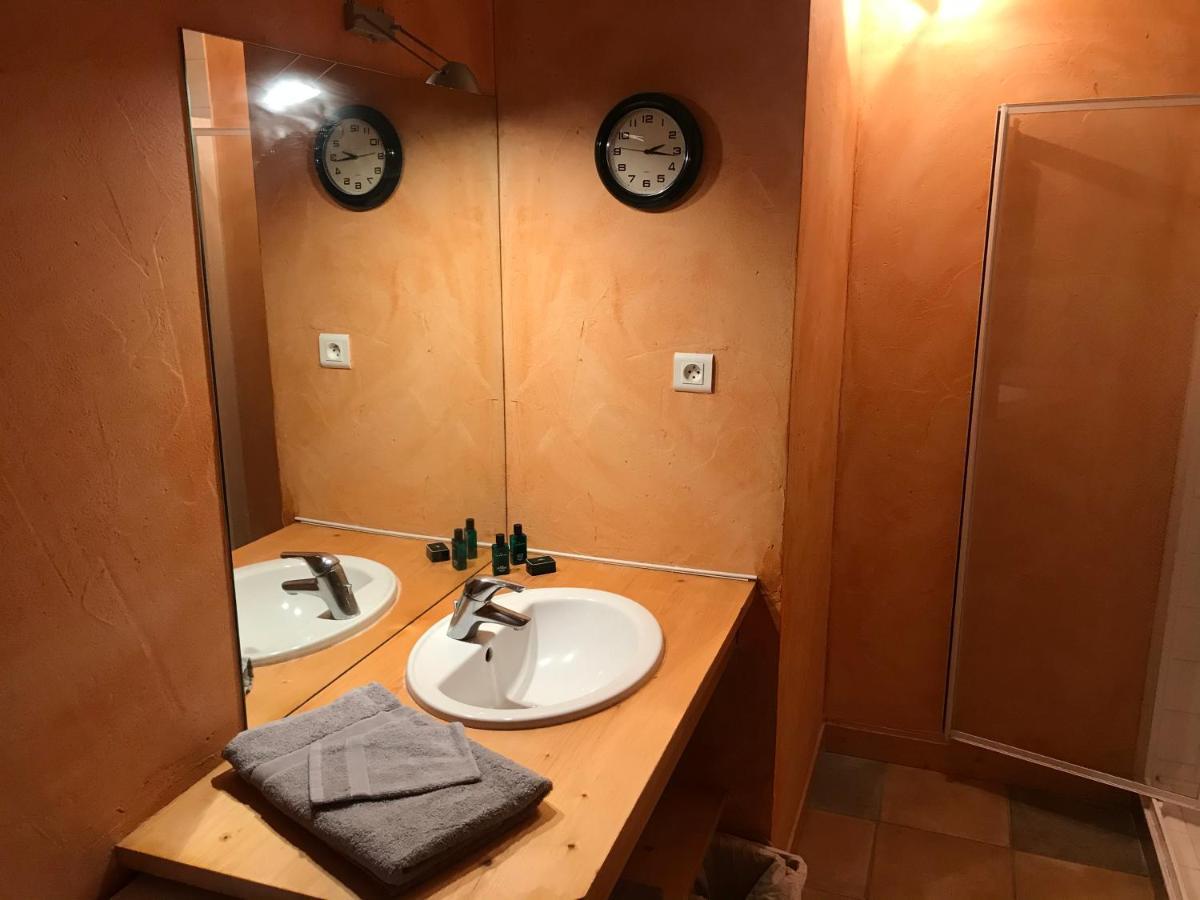 Le Pipapo Apartman Saint-Martin-de-Bavel Kültér fotó